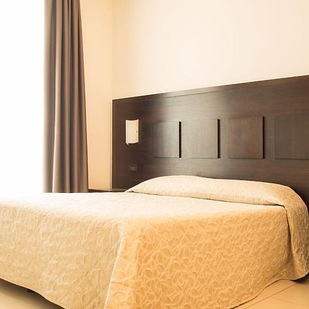 Hotel I Crespi Γκροσέτο Εξωτερικό φωτογραφία