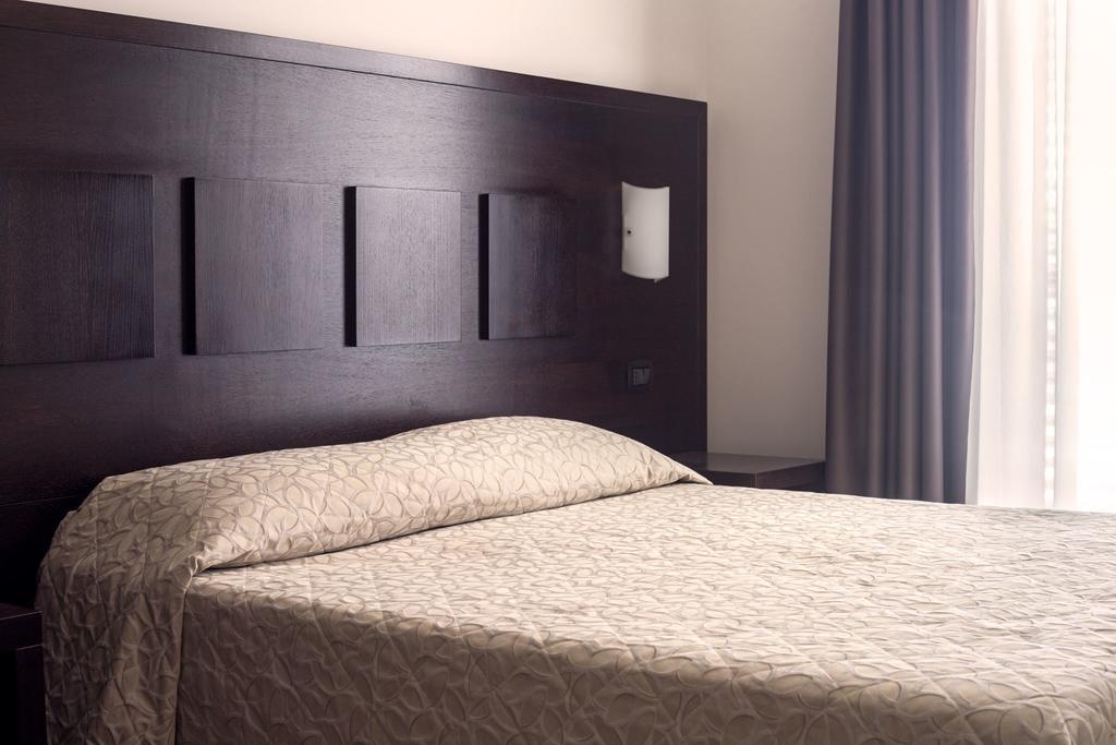 Hotel I Crespi Γκροσέτο Εξωτερικό φωτογραφία